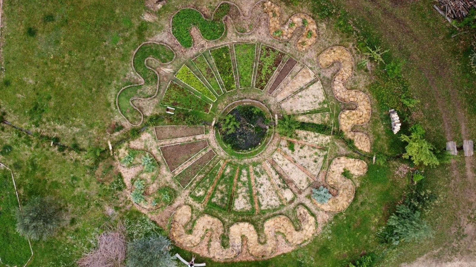 Le Moulin Haut Gîtes, Bien-Être et Permaculture Villeneuvette Extérieur photo